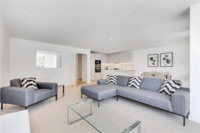 Quiet Liverpool St Station Residence